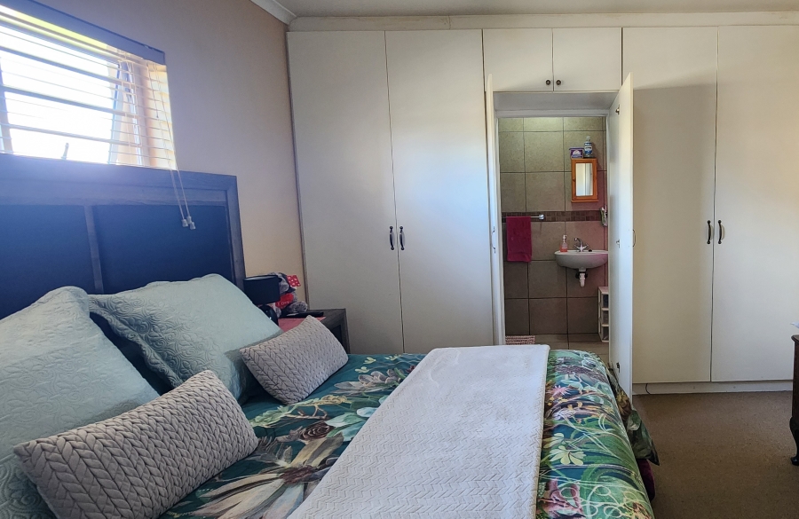 2 Bedroom Property for Sale in Swellendam Western Cape